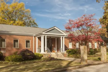 The facilities at Laurel Heights Hospital in Atlanta, GA 5