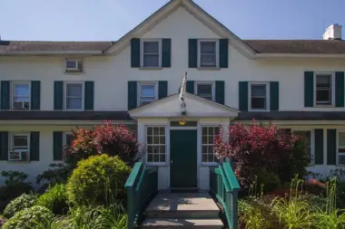 The facilities at Malvern Institute in Malvern, PA 4