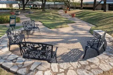 The facilities at Medical City Green Oaks Hospital in Dallas, TX 4