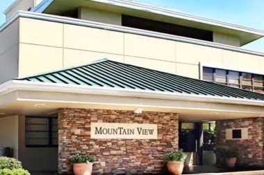 The facilities at Mountain View Hospital in Gadsden, AL 1