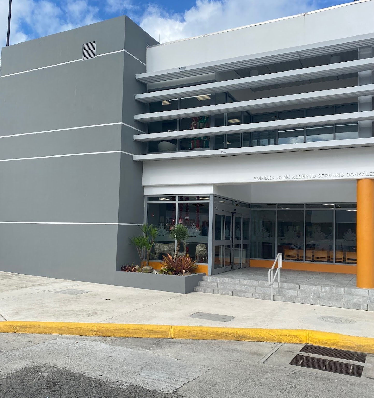 Neomed Center