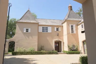 The facilities at Newport Institute on Miramar in Santa Ana, CA 4