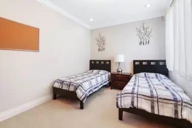 The facilities at Pillars Recovery in Costa Mesa, CA 3