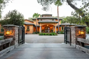 The facilities at Reflections Executive Rehab Facility in Novato, CA 5