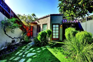 The facilities at Rosewood Center for Eating Disorders in Santa Monica, CA 4