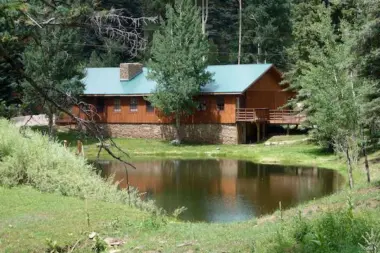 The facilities at Shadow Mountain Recovery in Taos, NM 5