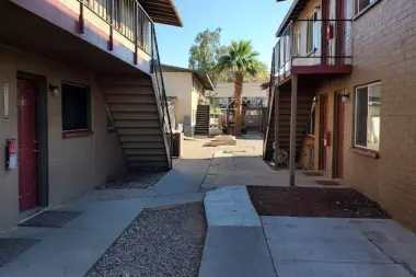 The facilities at Step One - Halfway house in Phoenix, AZ 4