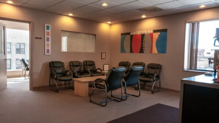 The facilities at Sundance Methadone Treatment Center in Chicago, IL 5