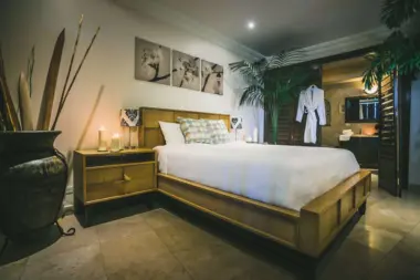 The facilities at The Holistic Sanctuary in Beverly Hills, CA 1