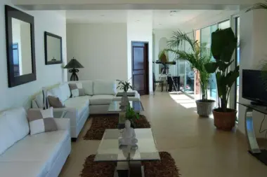 The facilities at The Holistic Sanctuary in Beverly Hills, CA 4