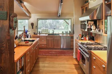 The facilities at The Last Resort in Smithville, TX 2