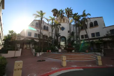 The facilities at Tree House Recovery in Costa Mesa, CA 2