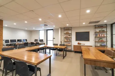 The facilities at Visions Adolescent Treatment Centers in Los Angeles, CA 2