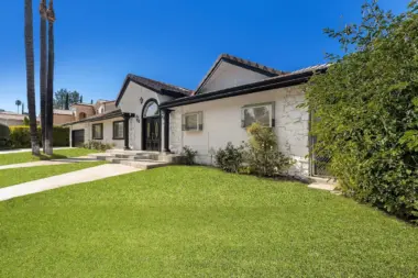 The facilities at West Valley Detox Treatment - Tarzana in Tarzana, CA 5