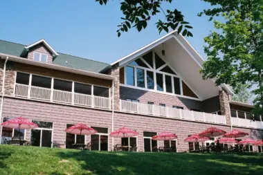 The facilities at Wooded Glen Recovery Center in Henryville, IN 4