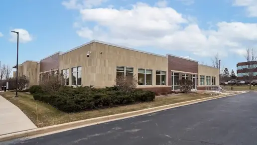 Newport Academy Teen Mental Health & Addiction Treatment – Waukesha