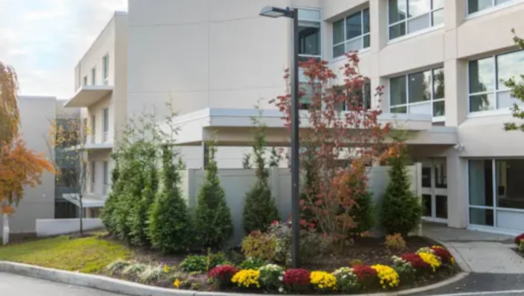 Recovery Centers of America at Devon in Devon, PA