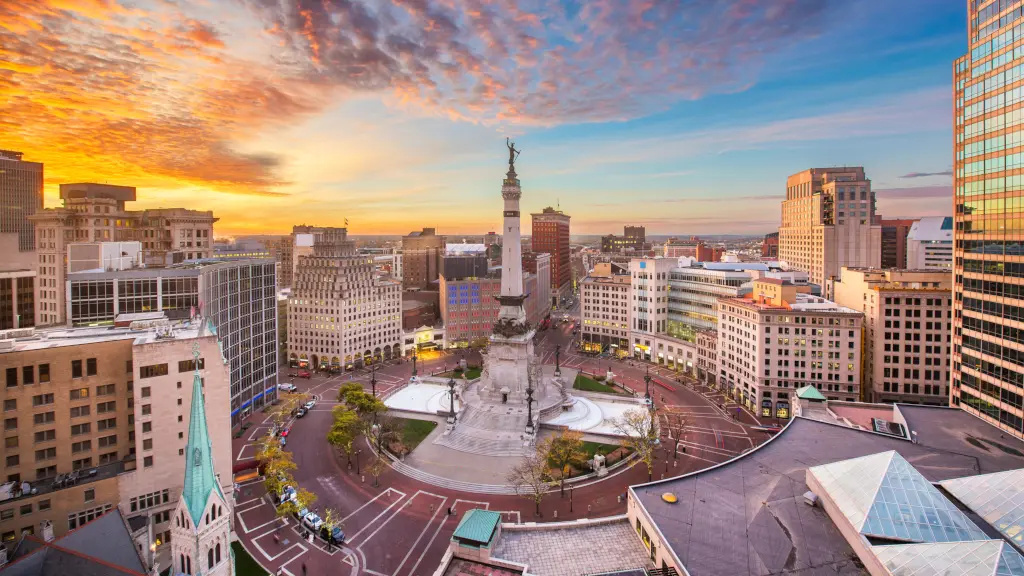 A view of the Indianapolis, Indiana skyline, as well as the Soldier's and Sailors monument