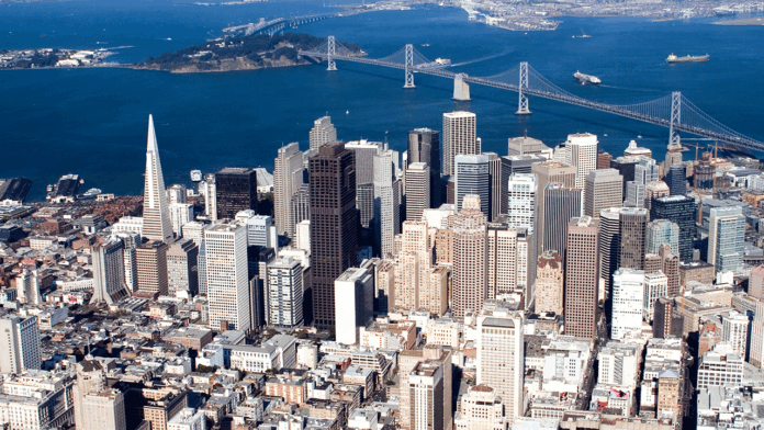 A view of the LA, CA skyline