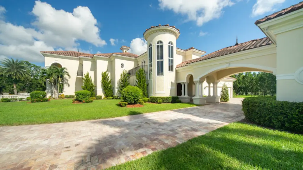 United Recovery Project in Hollywood, FL