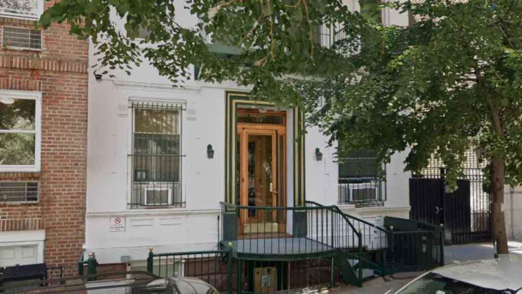 Carnegie Hill Institute in New York, NY