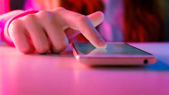 teen social media addiction