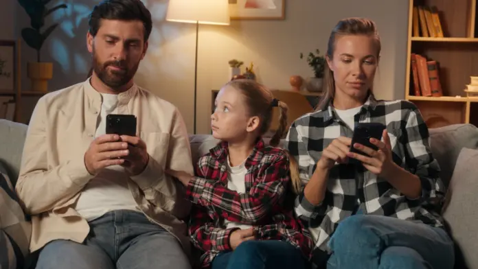 parent phone use